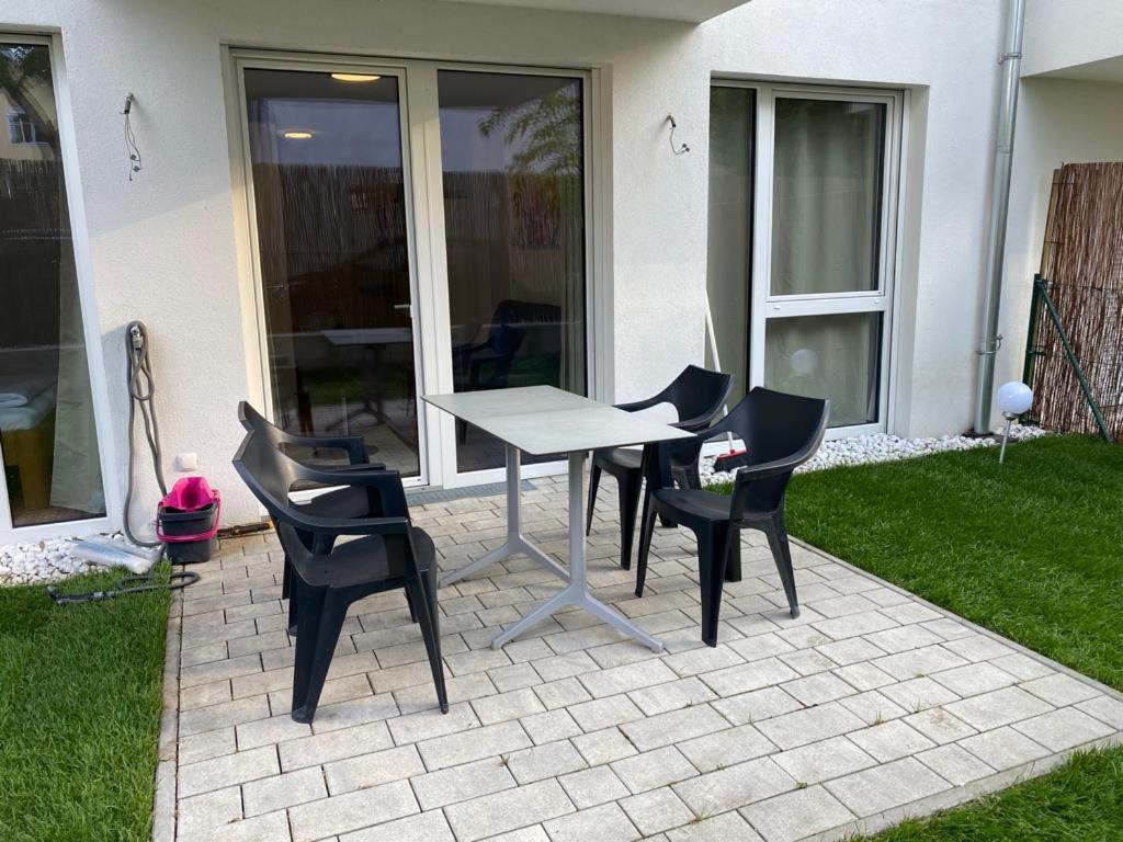Modern Apartment With Garden Near City Center Wien Exterior foto